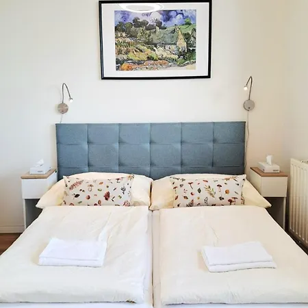 Yellow Sofa Apartmán