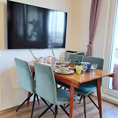 Yellow Sofa Appartement *